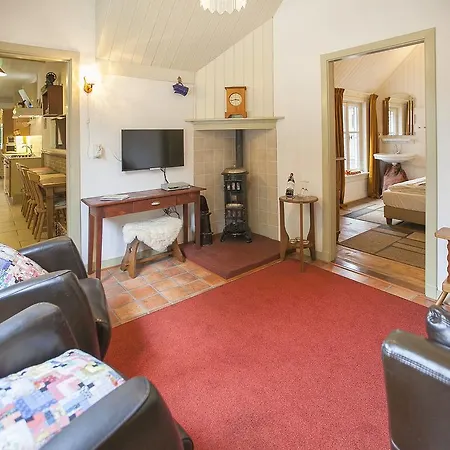 Koetshuis De Lange Hut Holiday home