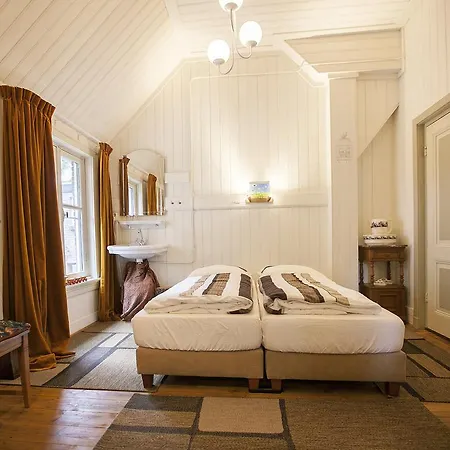 Holiday home Koetshuis De Lange Hut *