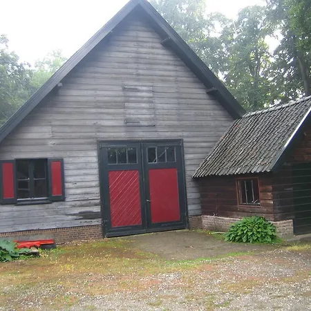 Koetshuis De Lange Hut Holiday home Arnhem