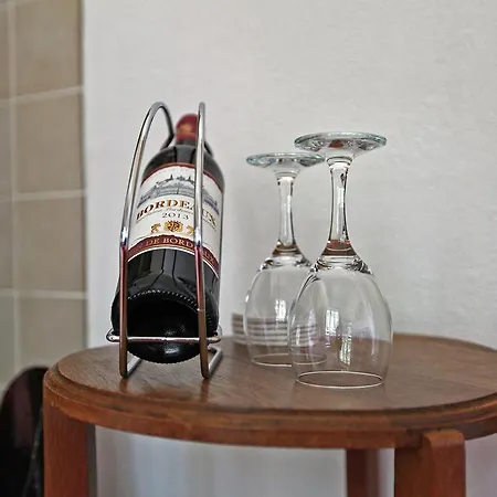 Holiday home Koetshuis De Lange Hut Arnhem